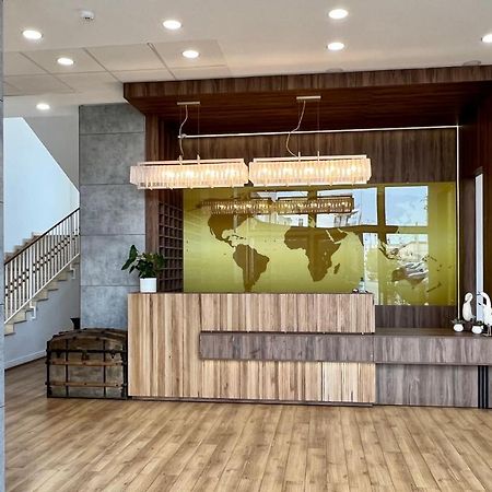 Bliss Inn Tunari Voluntari Екстер'єр фото
