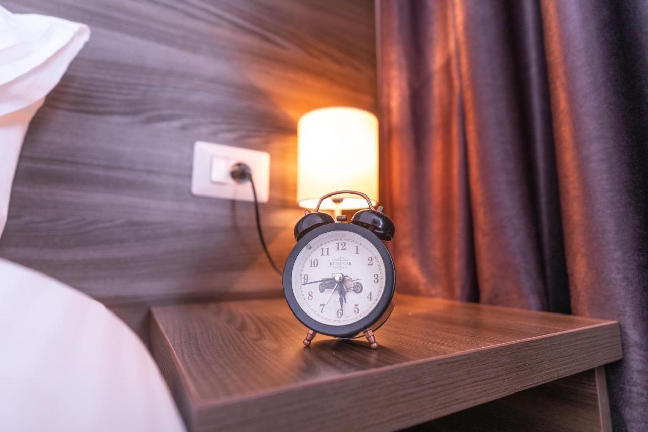Bliss Inn Tunari Voluntari Екстер'єр фото