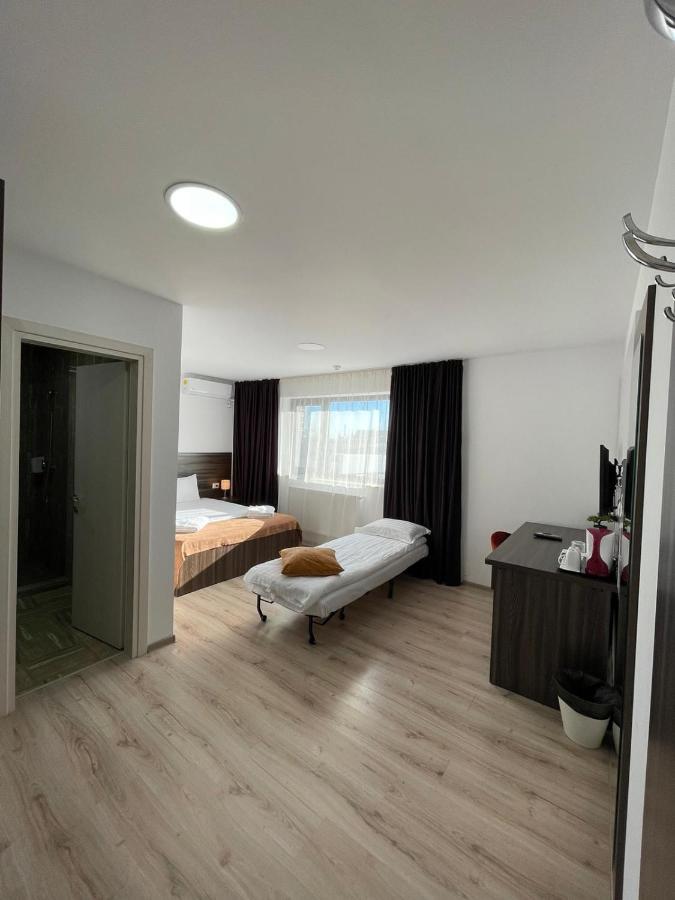 Bliss Inn Tunari Voluntari Екстер'єр фото