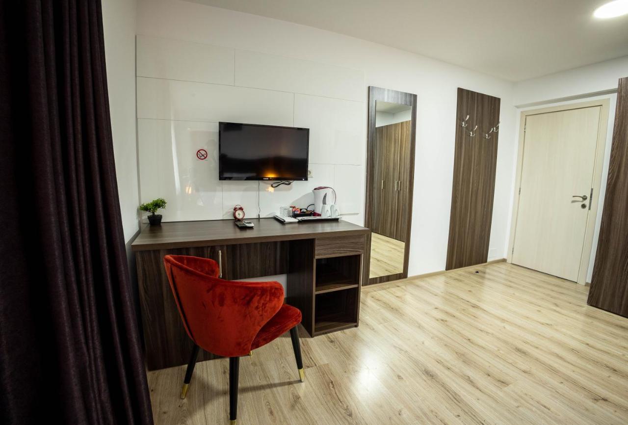Bliss Inn Tunari Voluntari Екстер'єр фото