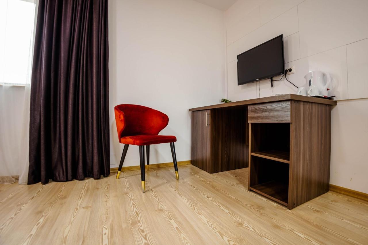 Bliss Inn Tunari Voluntari Екстер'єр фото